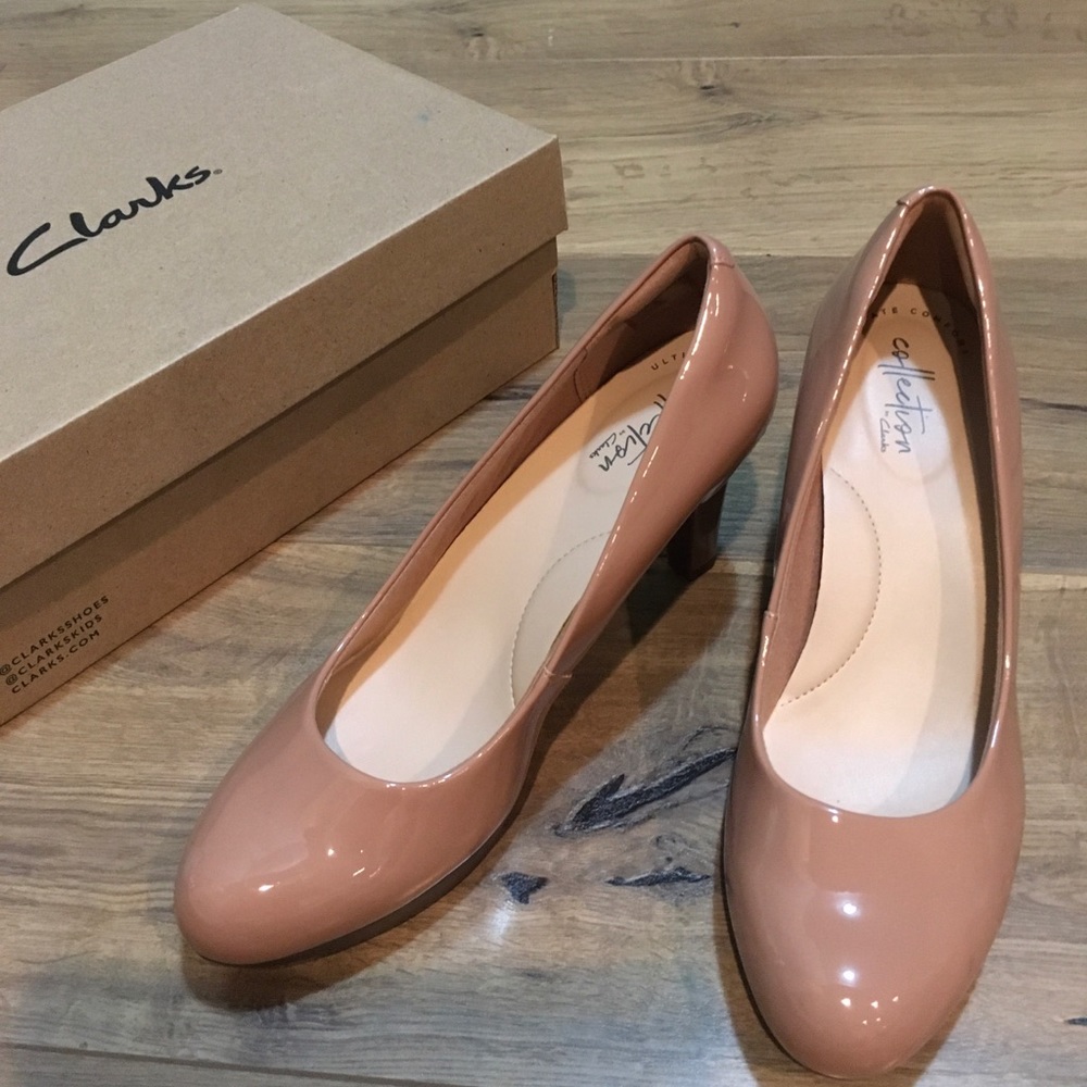 Clarks Pumps